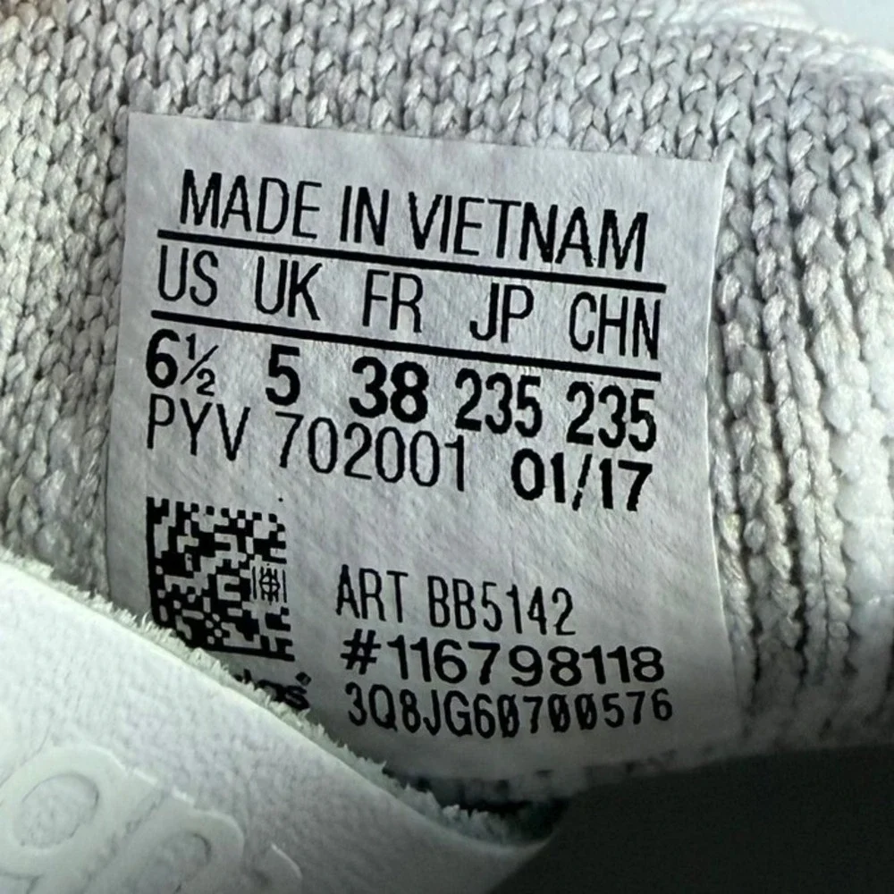 Adidas‎ Tubular Entrap Womens Size 6.5 White Grey Primeknit Running Shoes
